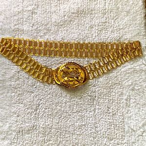 Vintage lion/lioness chain link gold belt
